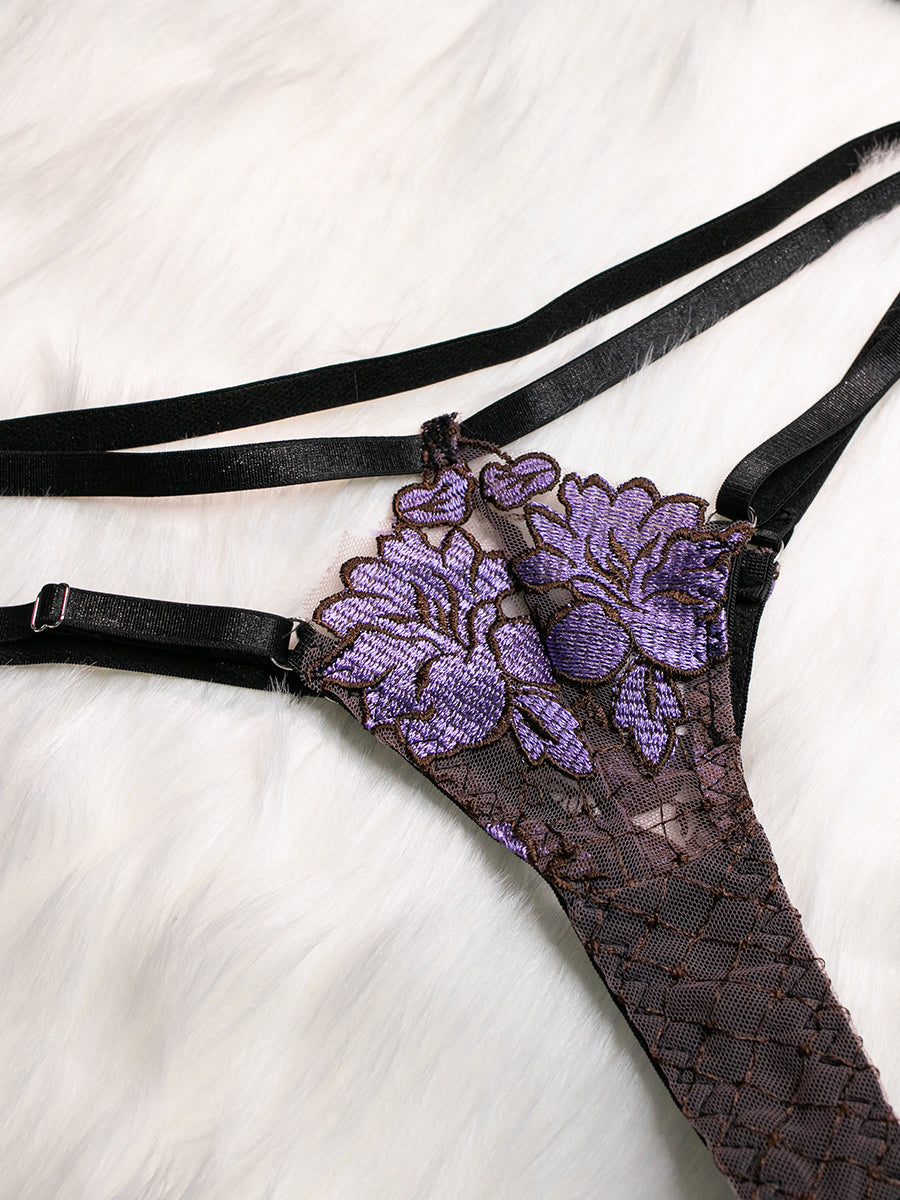 Sexy lingerie embroidered flower metal pendant four-piece set