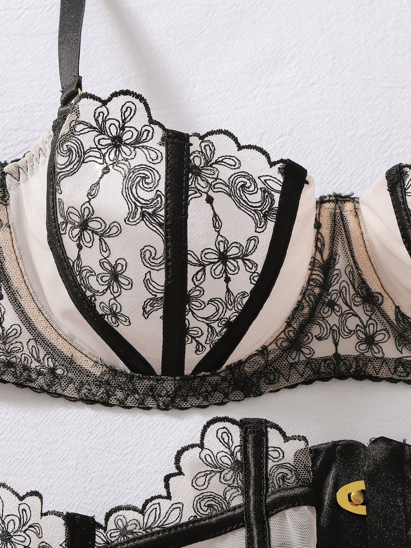 Sexy Floral Embroidered Shaping Lingerie Set