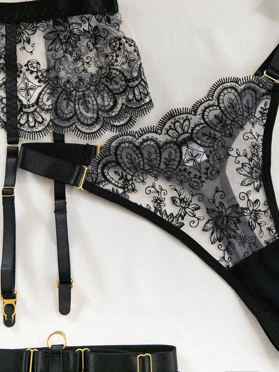 Hot sexy lingerie embroidery splicing garter mesh five-piece set