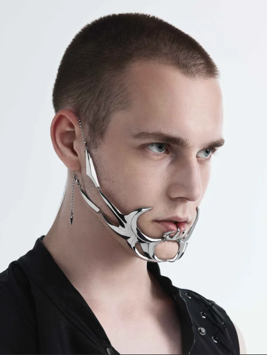Intrusion Alien Face Jewelry/Lip Ring & Clip/Earring Set (Non-piercing)