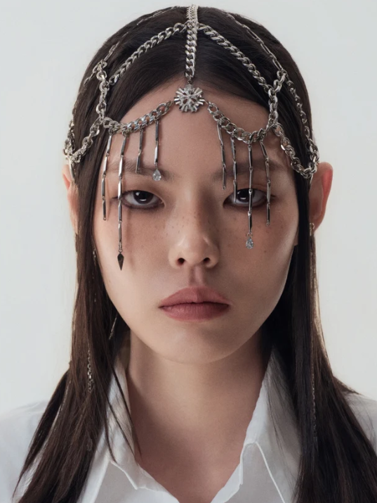 Cornflower Emblem Chain Hair Accessory