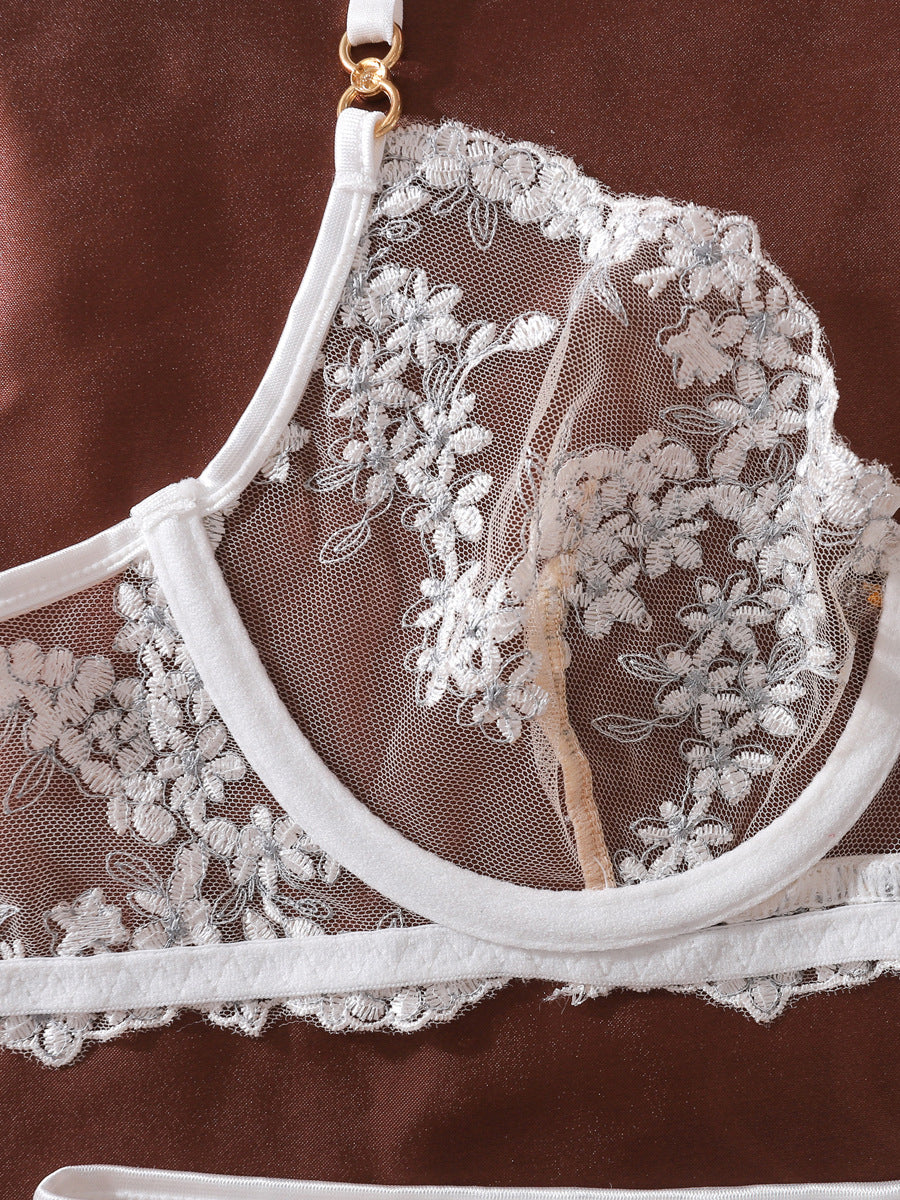 New Arrival Floral Embroidery Sexy Lingerie Set with Stockings