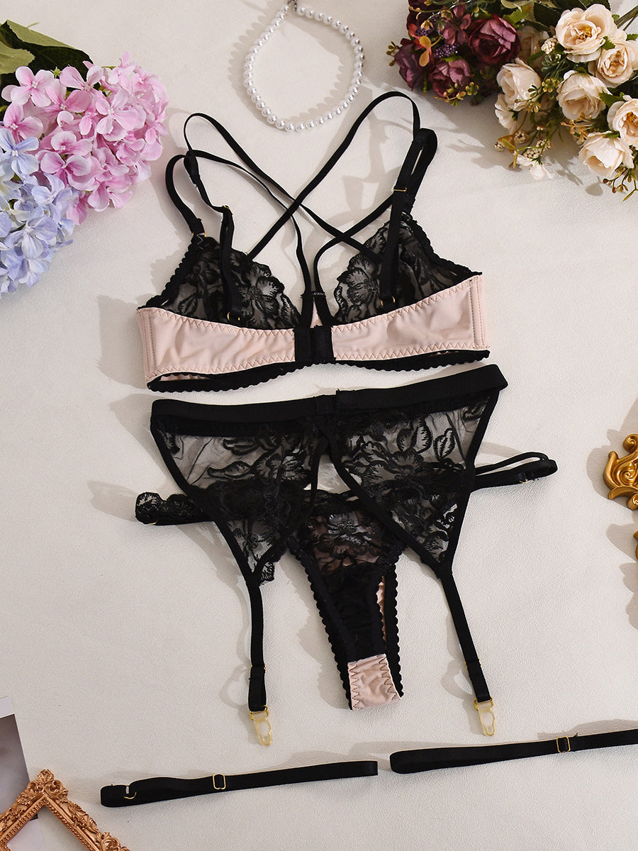 Sexy flower embroidered 4-piece underwear set